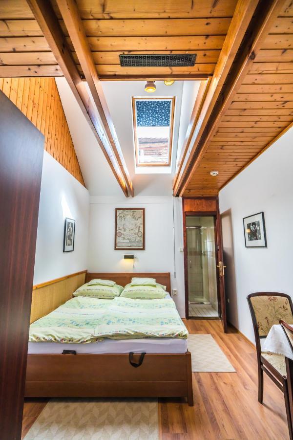 Szent Kristof Panzio Bed & Breakfast Esztergom Eksteriør bilde